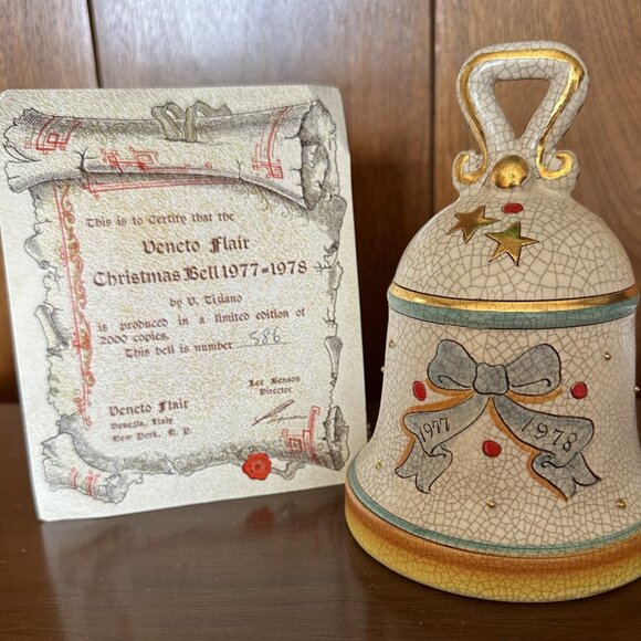 Vintage Veneto Flair Christmas Bell 1977-1978  Signed , Limited with Certificate - Picture 1 of 9
